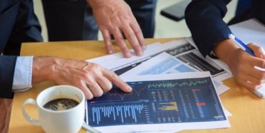 حقوق و دستمزد